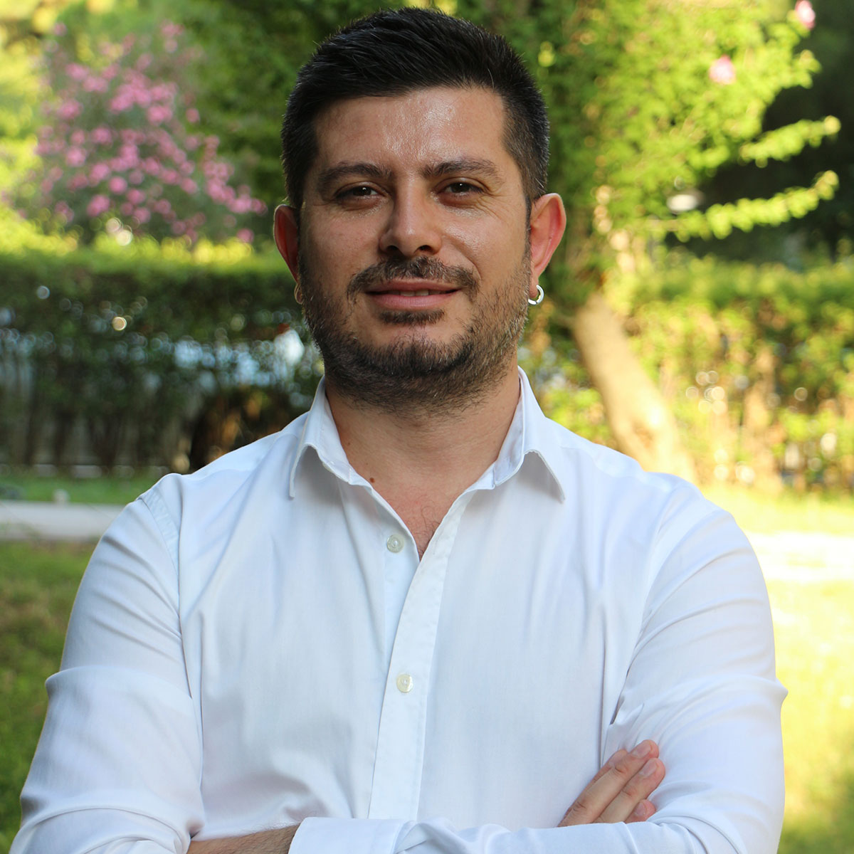 Şunun resmi: İlhan Arslan